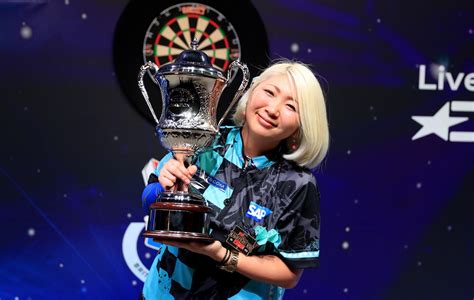 Mikuru Suzuki secures second successive Women's .